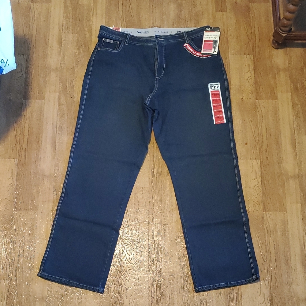 Lee Women's sz 18M Blue Jeans Brand New w/ Tags